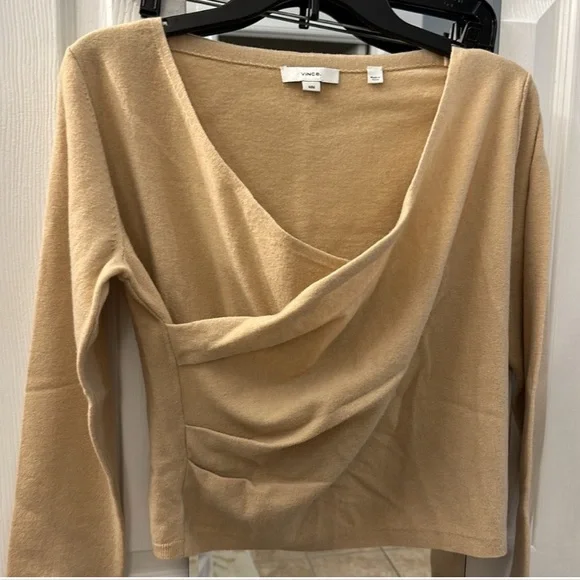 NWOT Vince Wrap Cashmere Top - Picture 1 of 2